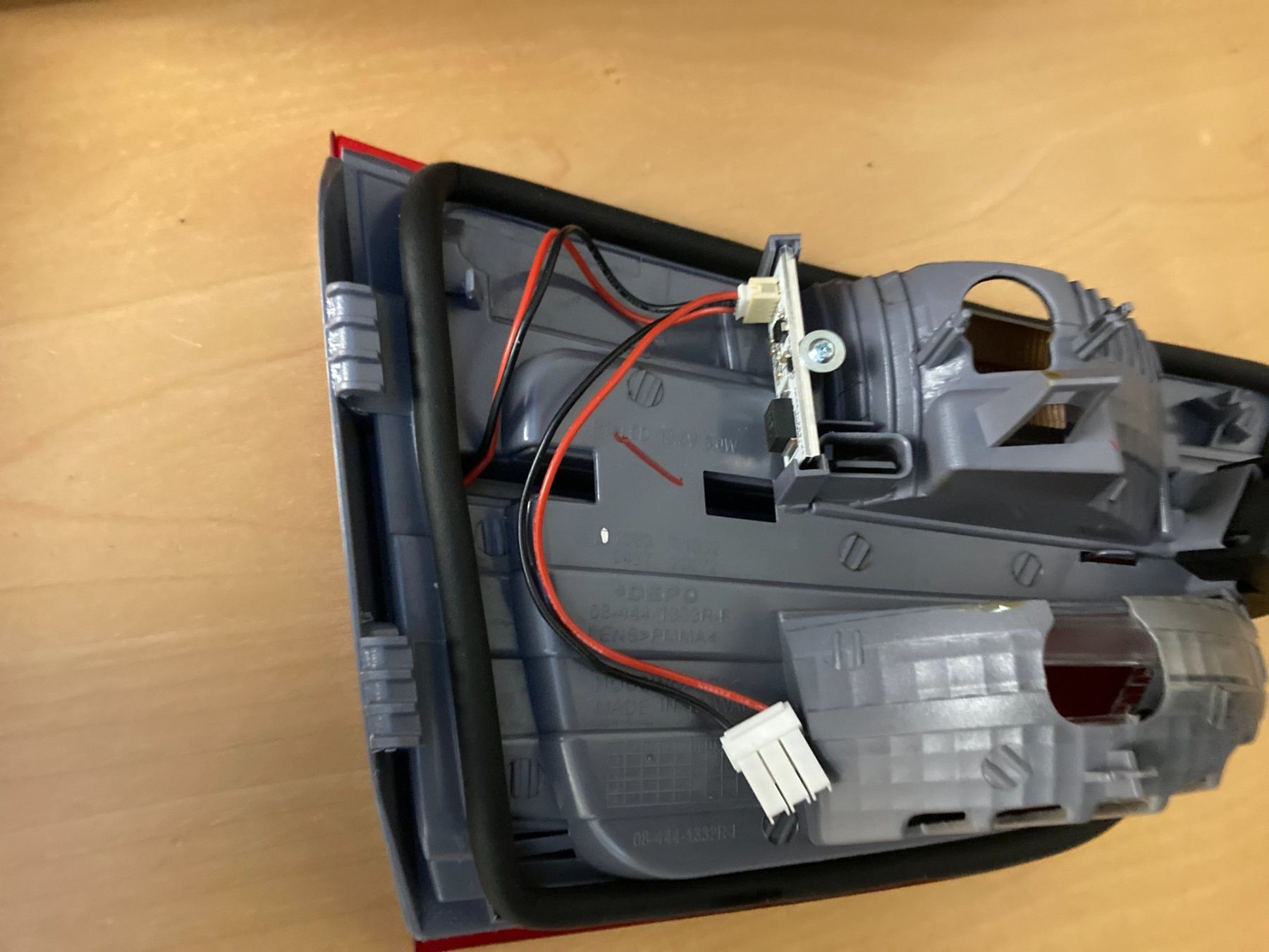 BMW Scheinwerfer: BMW X3 Heckleuchte F25 – Neu und originalverpackt aus Cham von WB2223 2