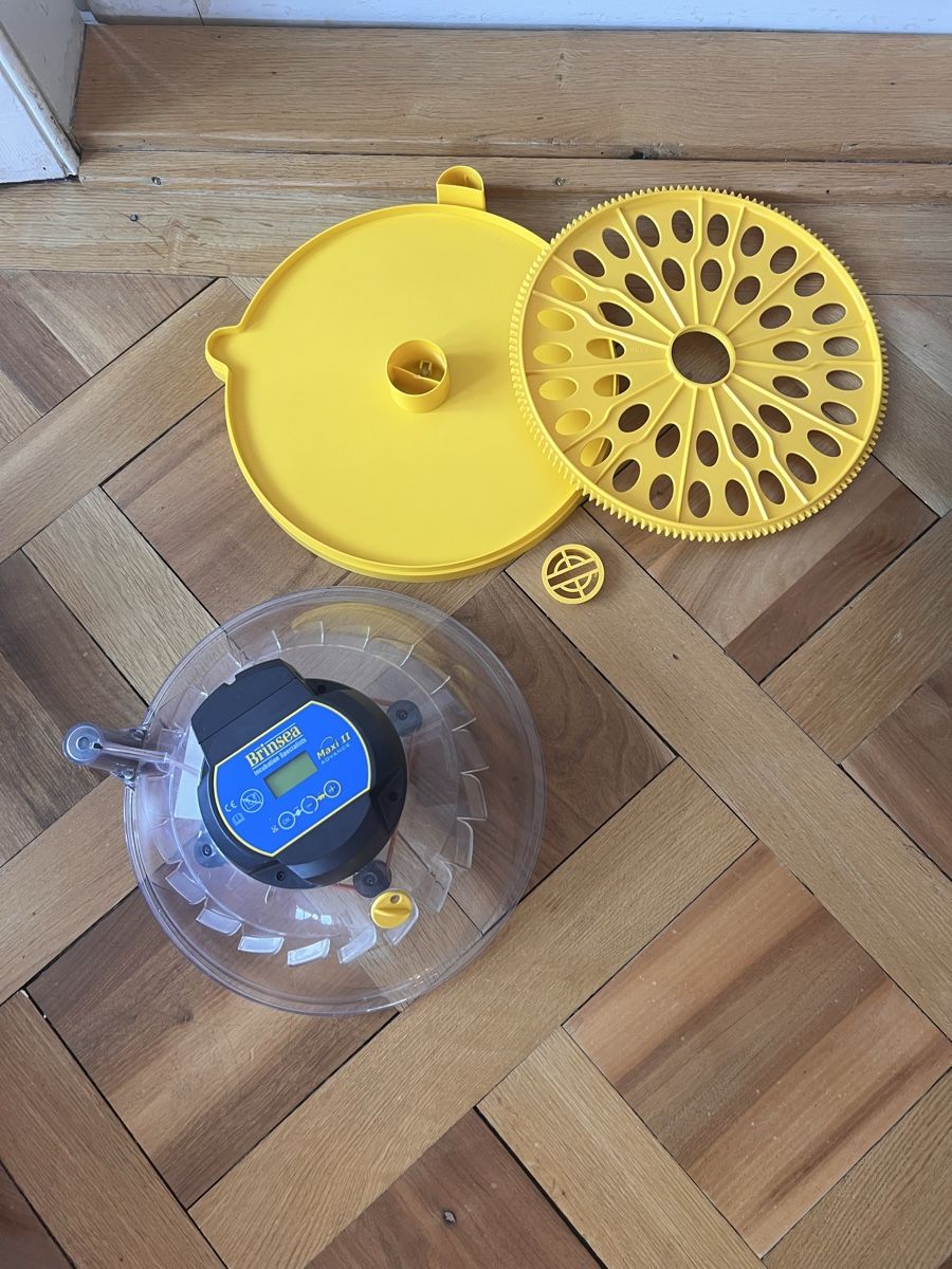 Sonstiges Tierzubehör: Brinsea Maxi II Advance Brutmaschine - Top Zustand! – Gebraucht aus St. Gallen von kur_w687 2