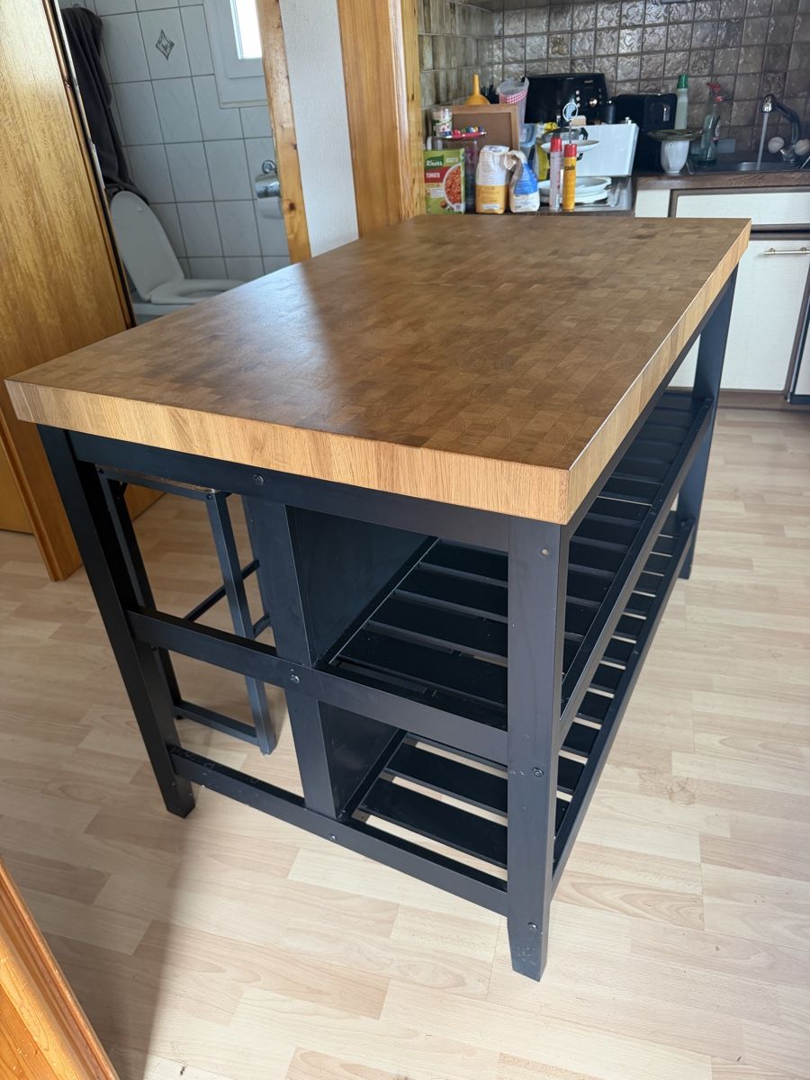 Ikea Komplettküchen: Küchensinsel Ikea Vadholma mit 2 Barhocker – Gebraucht aus Erlinsbach SO von Veelvet42 2