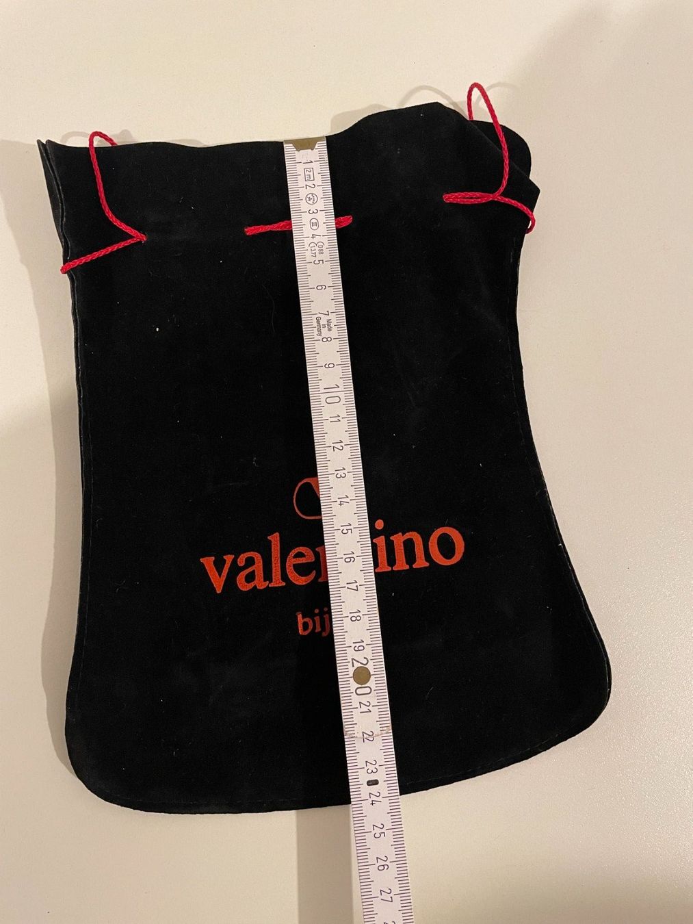 Valentino Borse da donna: Schmucksäckli "Valentino" – Nuovo (secondo la descrizione) da Zug venduto da Cry71 1