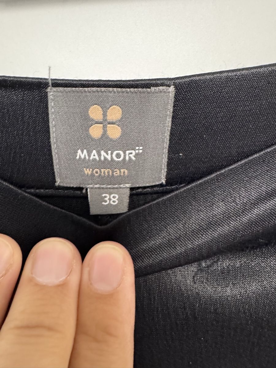 Manor Pantaloni: Manor Hose schwarz, Grösse 38 – Usato da Eichberg venduto da OanaB 4