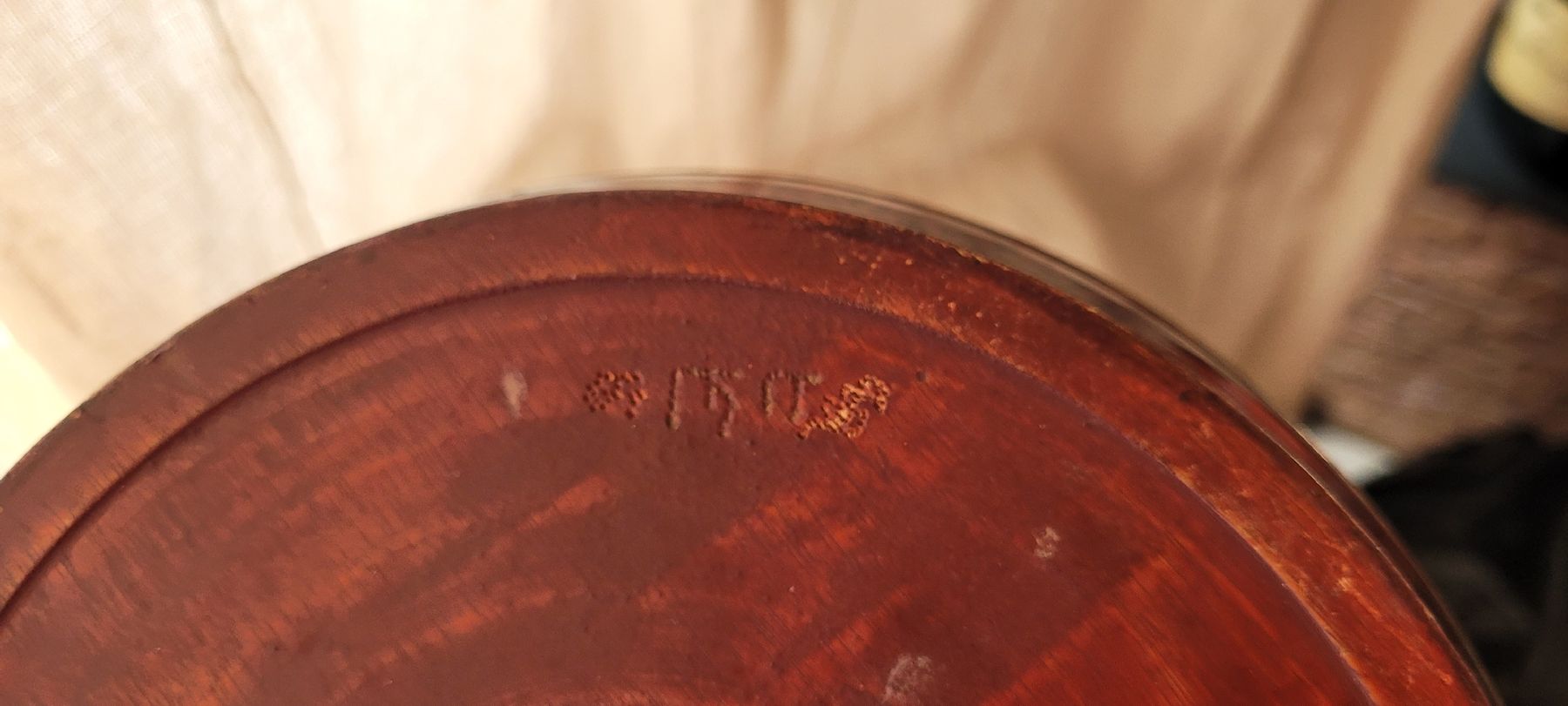 Piatti di portata: Plat en laque ancien, signé – Usato da Vevey venduto da lba_dd82 2