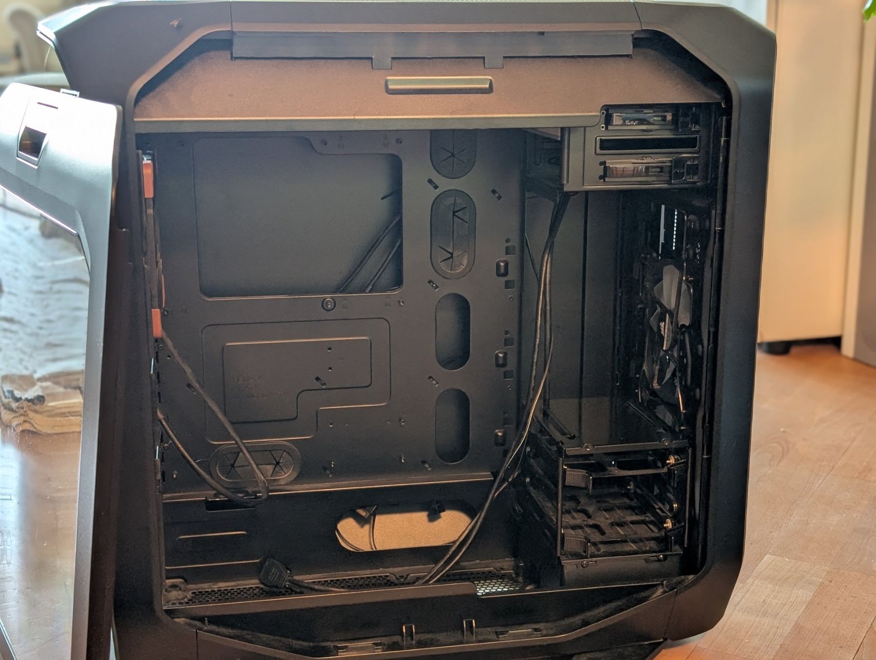 Boîtiers: Computergehäuse – D'occasion à Degersheim par hau_wc6b 3