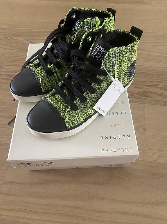 Geox Scarpe per ragazzi: Neu Geox Kinderschuhe 32 – Nuovo e nell'imballaggio originale da Horgen venduto da nasten