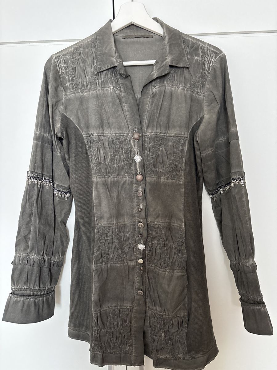 Tuniche: Tunika Bluse mit Details, Grösse 40/M – Usato da langenthal venduto da rundholz7