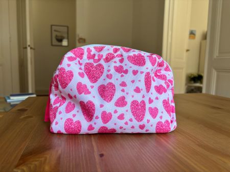 Toilet bag / nécessaire (hearts)