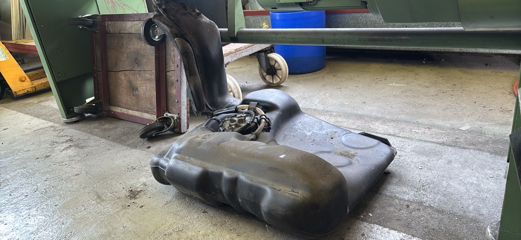 Volkswagen Alle Autoersatzteile: Tank VW Golf 3 Gti – Gebraucht aus Birrwil von Gti2001 1