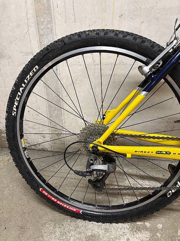 Vélos: Specialized Stumpjumper Comp M4 Hardtail – D'occasion à Binningen par whitean3 1