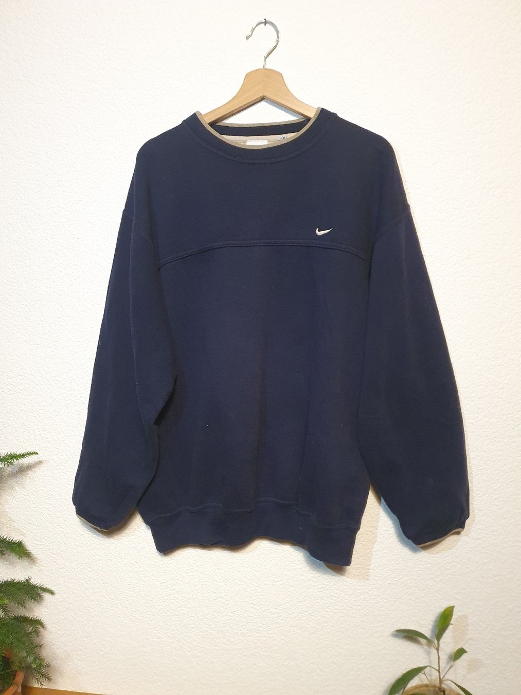 Maglioni & Felpe: Vintage Nike Sweatshirt / Pullover – Usato da Bern venduto da ann_xgw6