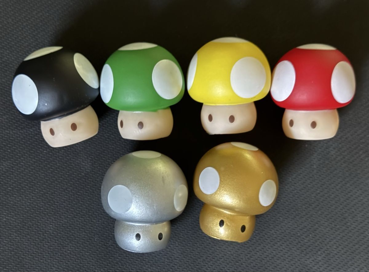 Nintendo Jeux: Nintendo - Super Mario 6x Champignons – Neuf (Voir description) à Uvrier par sauma85