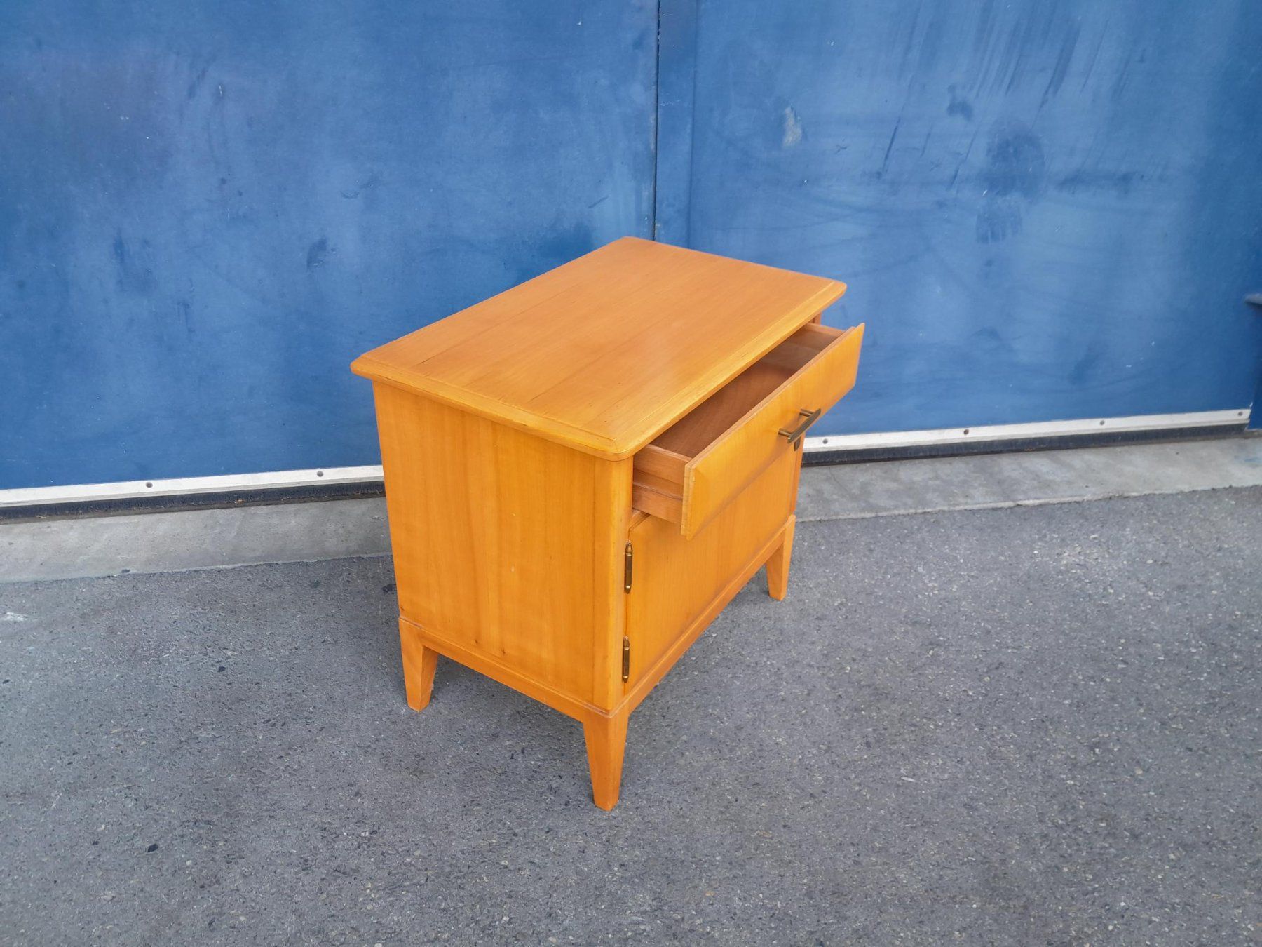 Kommoden: Vintage Kommode / Nachttisch / Sideboard – Gebraucht aus Männedorf von Bel-view 3