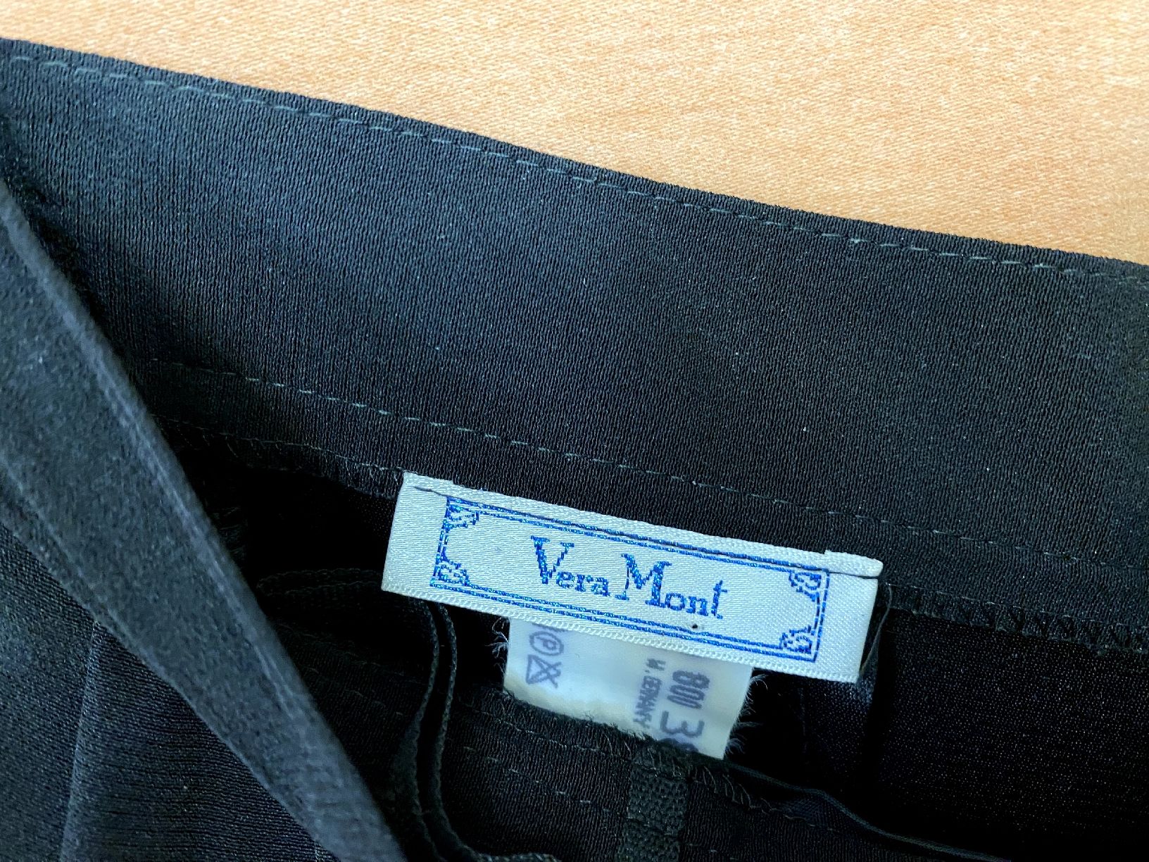 Pantaloni: Damen Hose – Usato da Zollikon venduto da TimeIsMoney 6