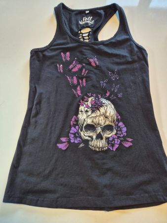 Shirt mit Totenkopf