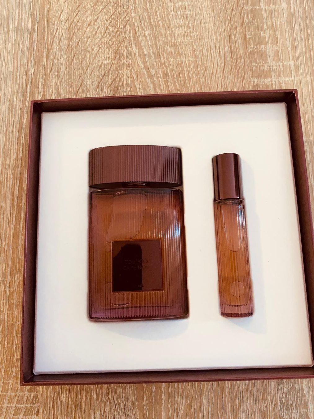 Tom Ford Profumi & Eau de Toilette: TOM FORD CAFÉ ROSE 50ML – Nuovo e nell'imballaggio originale da Lachen SZ venduto da Ladylike1 1