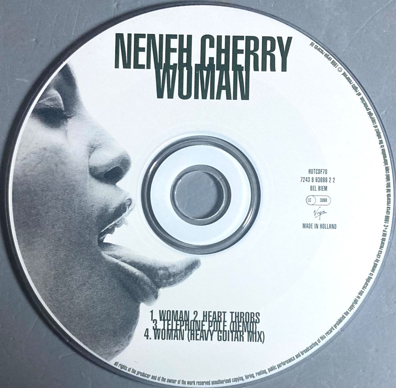 CD: NENEH CHERRY - WOMAN – Usato da Poliez-Pittet venduto da Newtown-Records 1