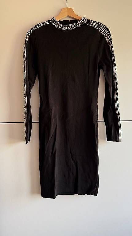 Guess Vestiti: Neuwertiges Guess Kleid Grösse M – Nuovo (secondo la descrizione) da Diessbach b. Büren venduto da Mondprinzessin