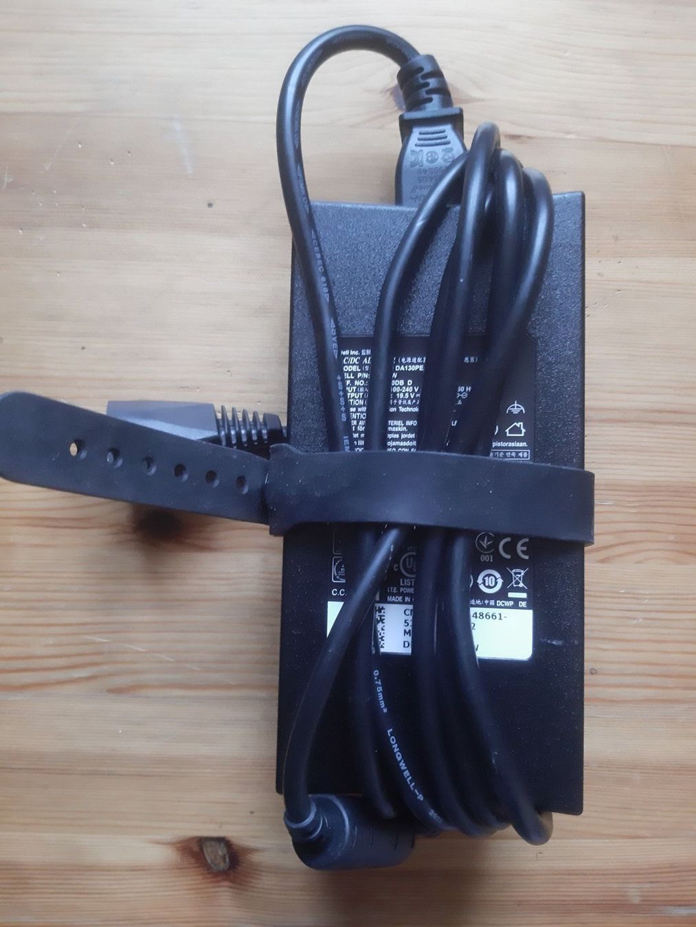 Dell Caricabatterie: Dell 19.5V--6.7A – Usato da zürich venduto da R-N-J