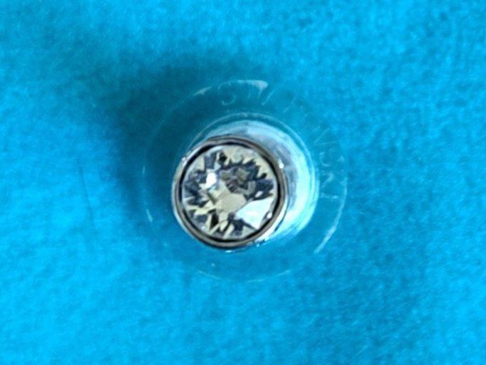 Swarovski Orecchini pendenti & Orecchini a lobo: Ohrstecker Swarovski ✨ – Usato da Meilen venduto da Romana87