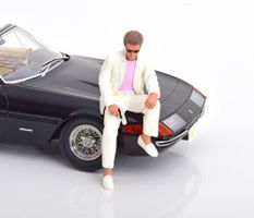 FIGUR SUNNY SITZEND 1:18 WEISS