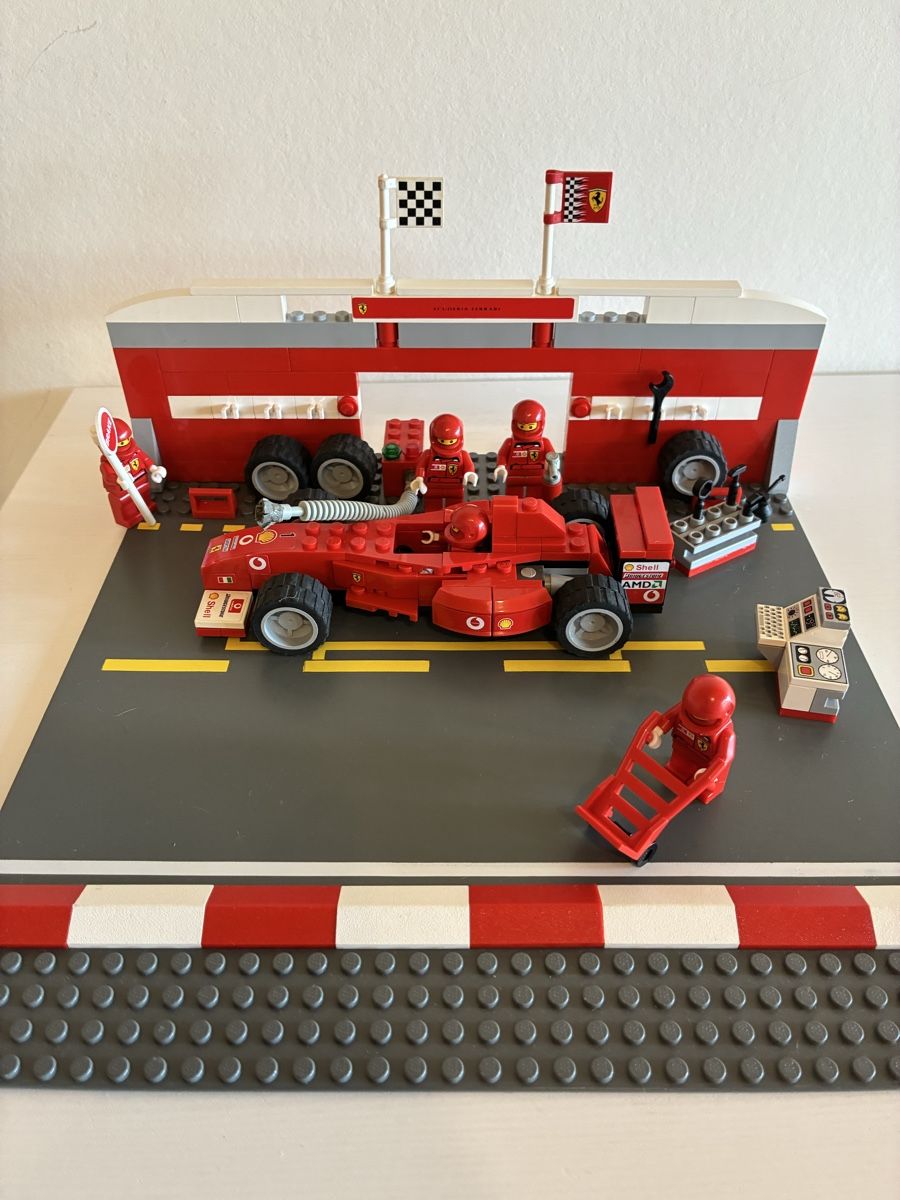 Lego Kit di costruzioni: Lego 8375 F1 Pitstop – Usato da Speicher venduto da spla03