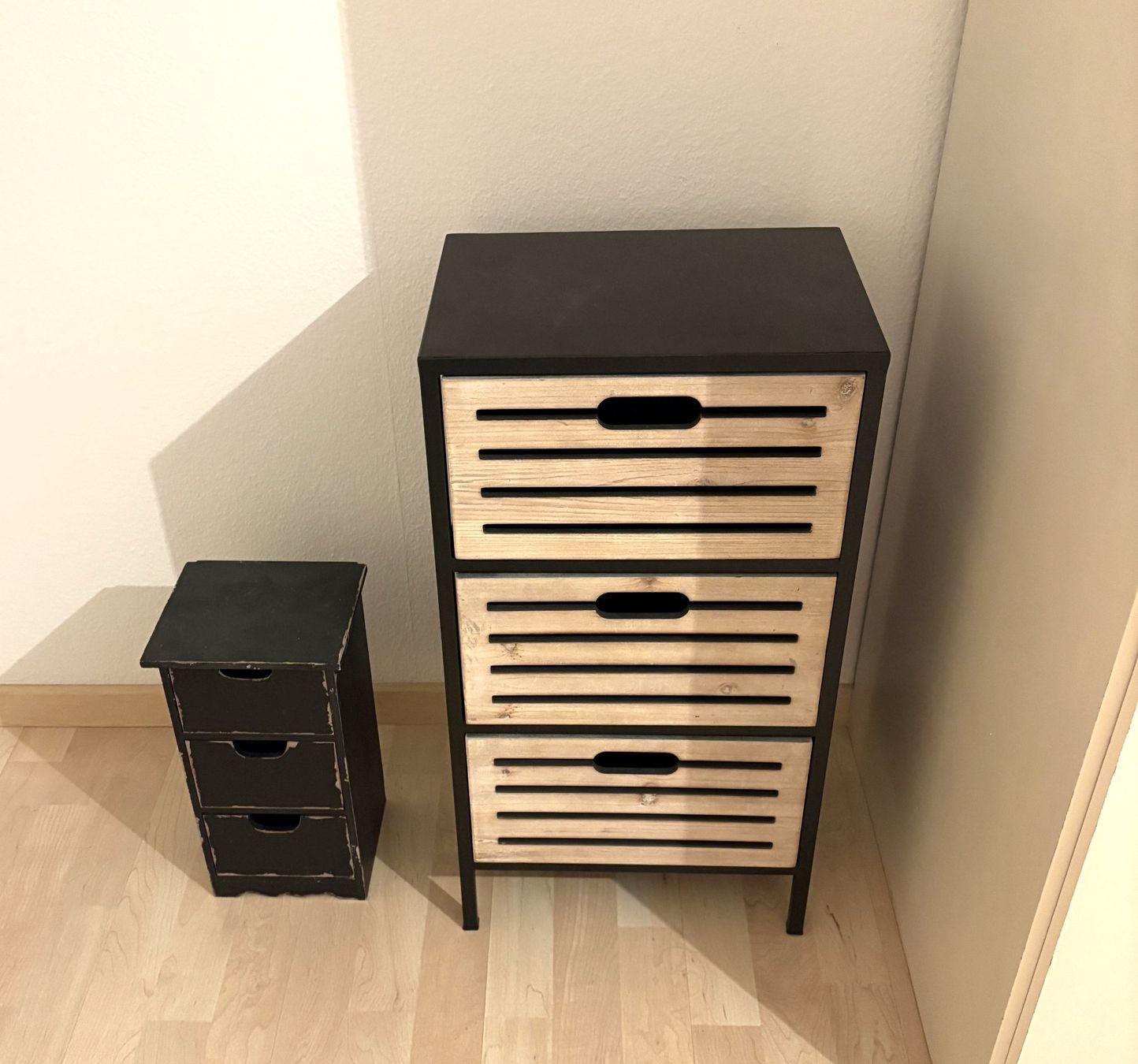 Commodes: Kommode mit kleiner Schubladenkommode – D'occasion à Glattbrugg par Ariel012