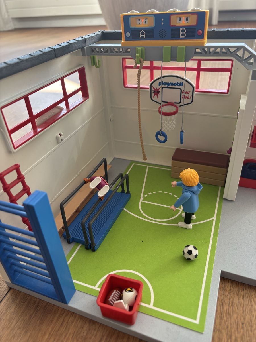 Playmobil Giocattoli: Playmobil Turnhalle – Usato da Wolfhausen venduto da Scheich0 1