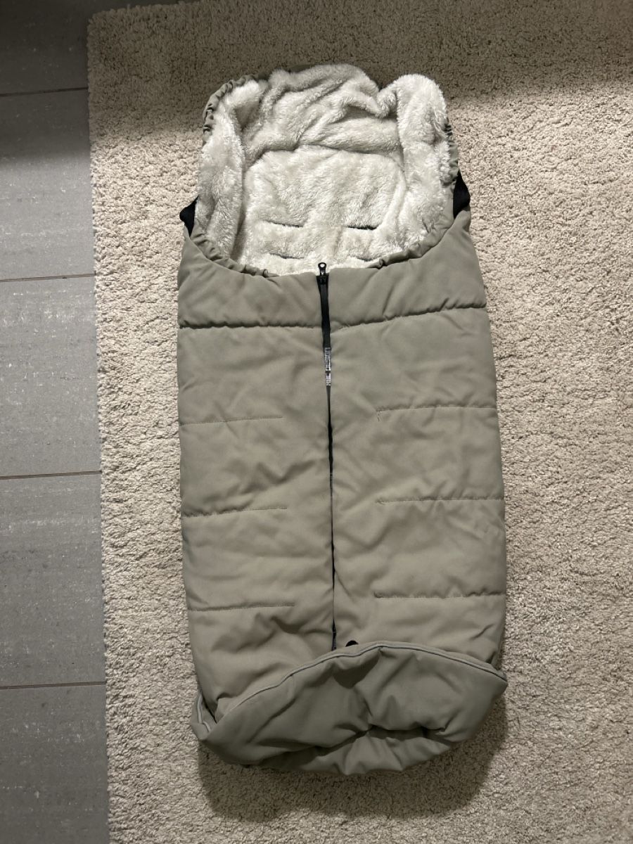 ABC Design Sacchi a pelo: ABC Design Winterfusssack, Top Zustand – Usato da Oberrieden venduto da Mikleve