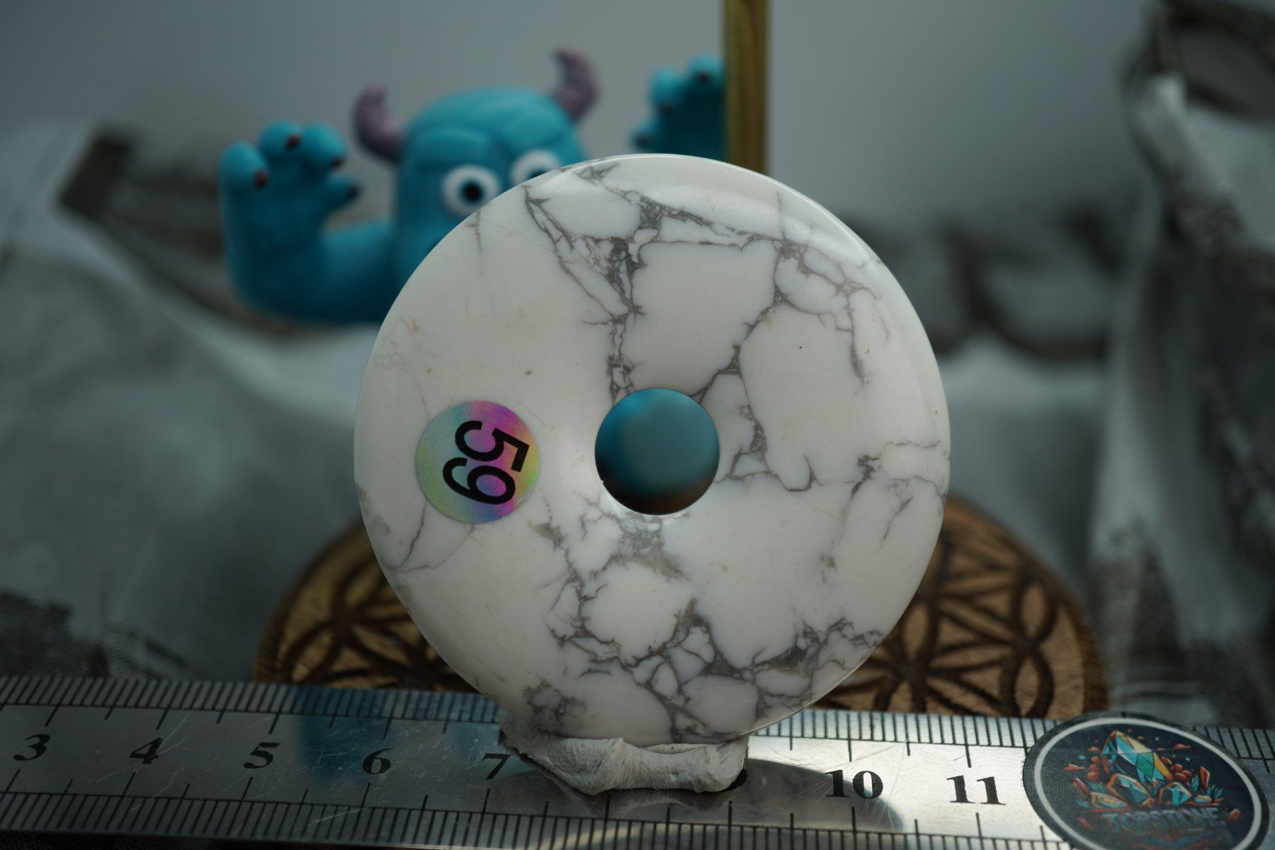 Minerali & Pietre curative: Howlith   Pi Scheibe  ca 50mm   ab  1.-     Räumung – Nuovo e nell'imballaggio originale da Eschenbach SG venduto da topstone 1