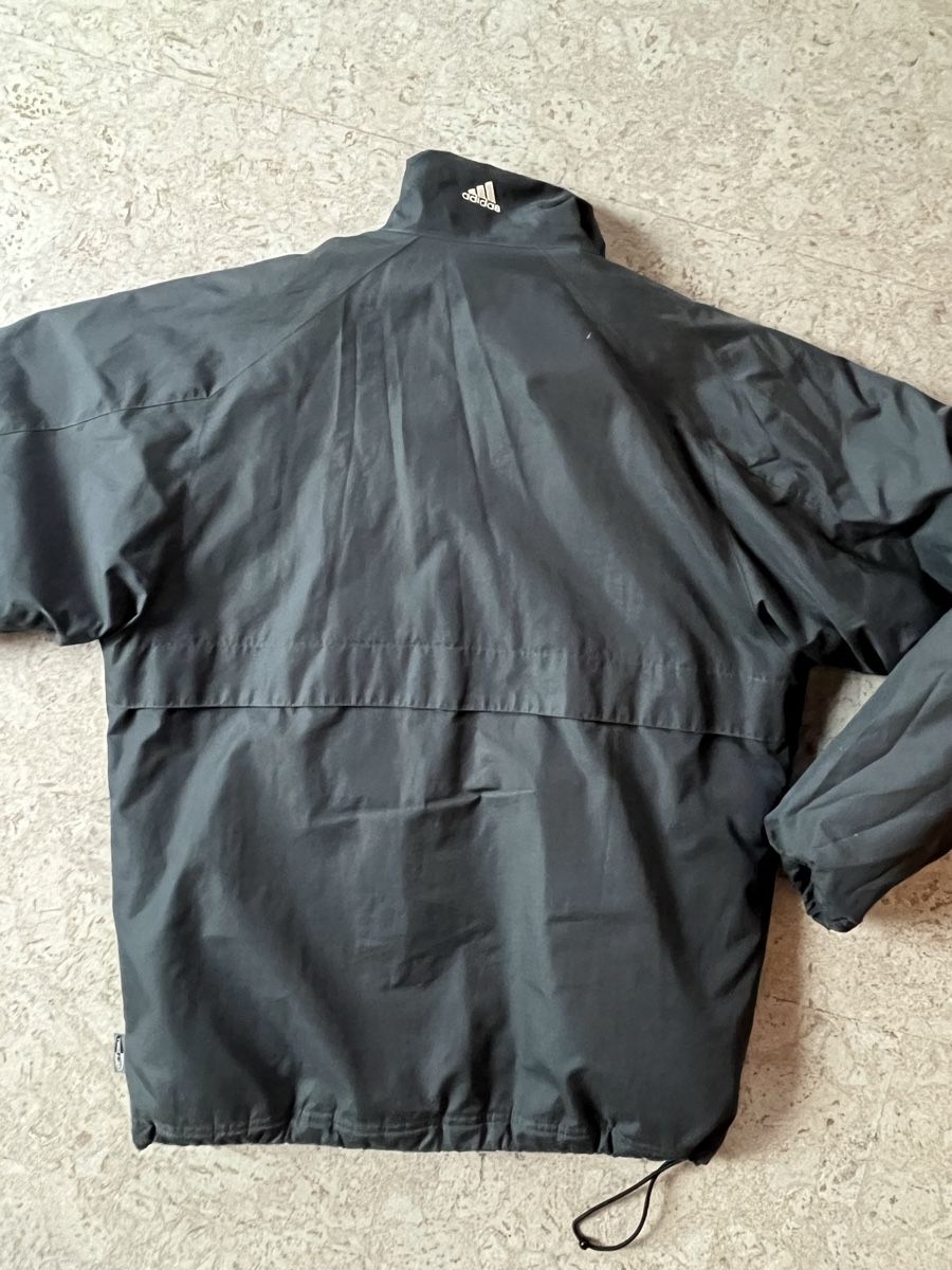 Adidas Jacken: Adidas Herren Winterjacke Gr. M – Gebraucht aus Münchenbuchsee von salty 2