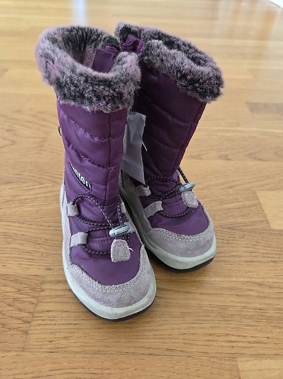 Scarpe per ragazze: Warme Mädchen Winterstiefel Gr. 27, lila – Usato da Jonen venduto da yak_88xt