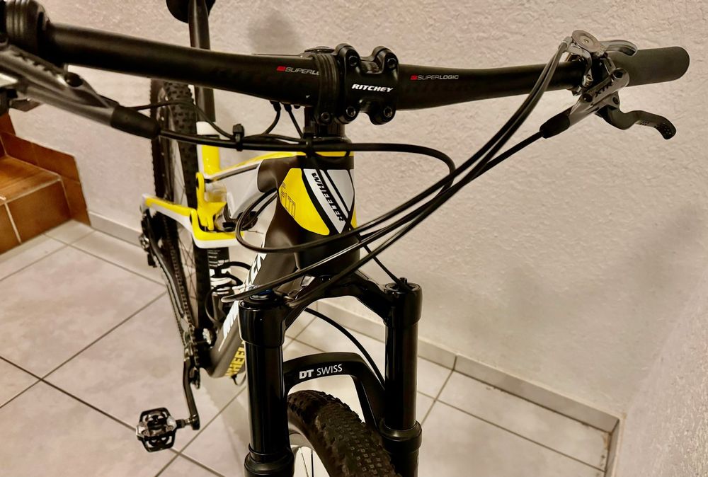 Wheeler Falcon Race LTD black/yellow 17“ FULLY 3