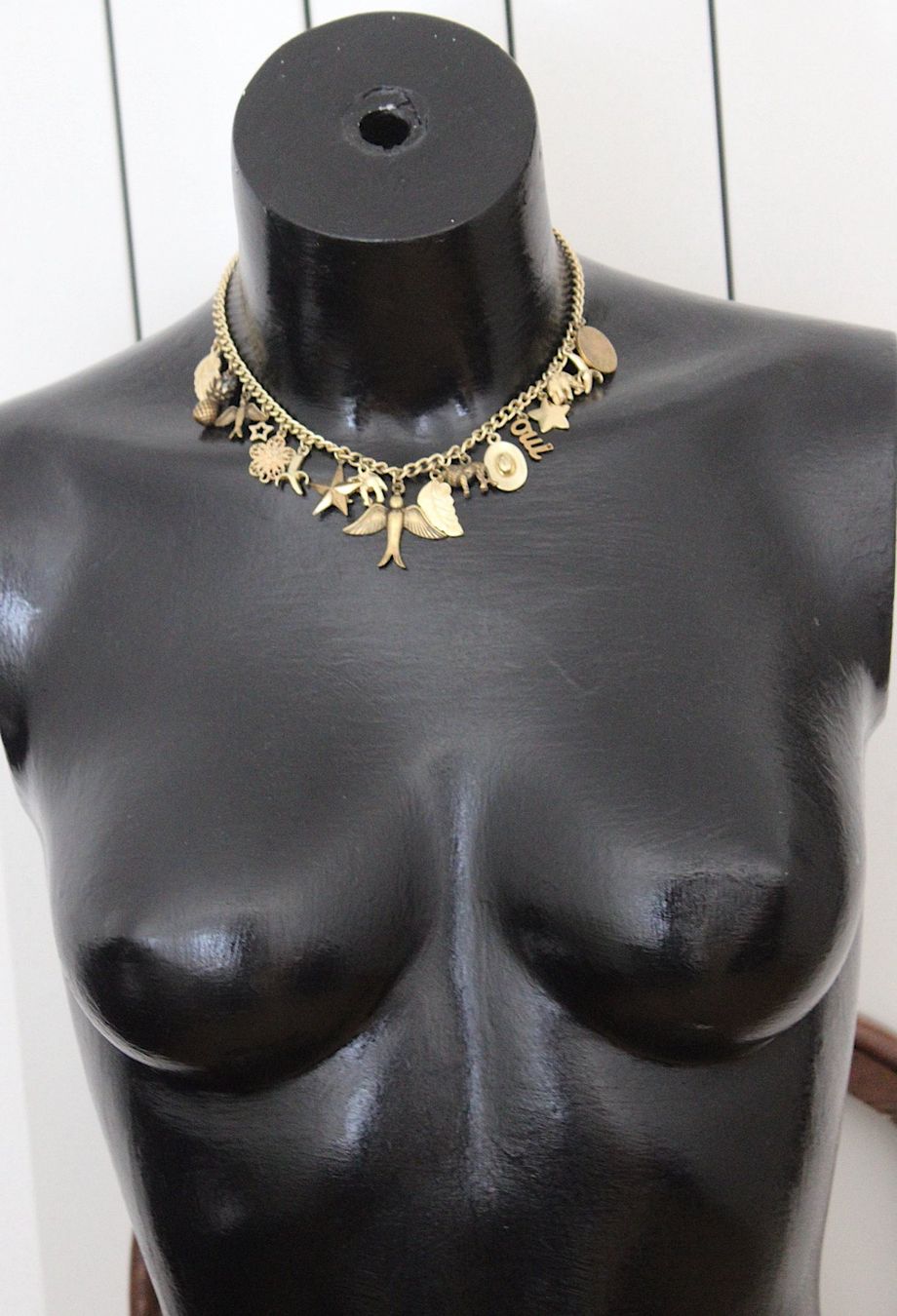 Ketten: Schöne Multi-Charm-Collier -Kette, – Gebraucht aus Locarno von madame-tus-sauds 3
