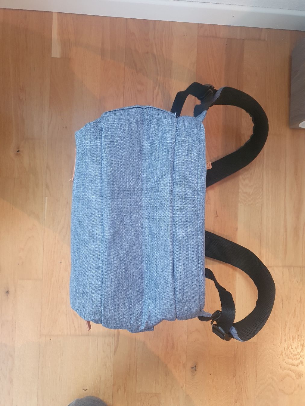 Nordace Zaini: Nordace Rucksack/Laptoprucksack - Grau-Blau – Usato da Moosseedorf venduto da Sonnenschein.. 1