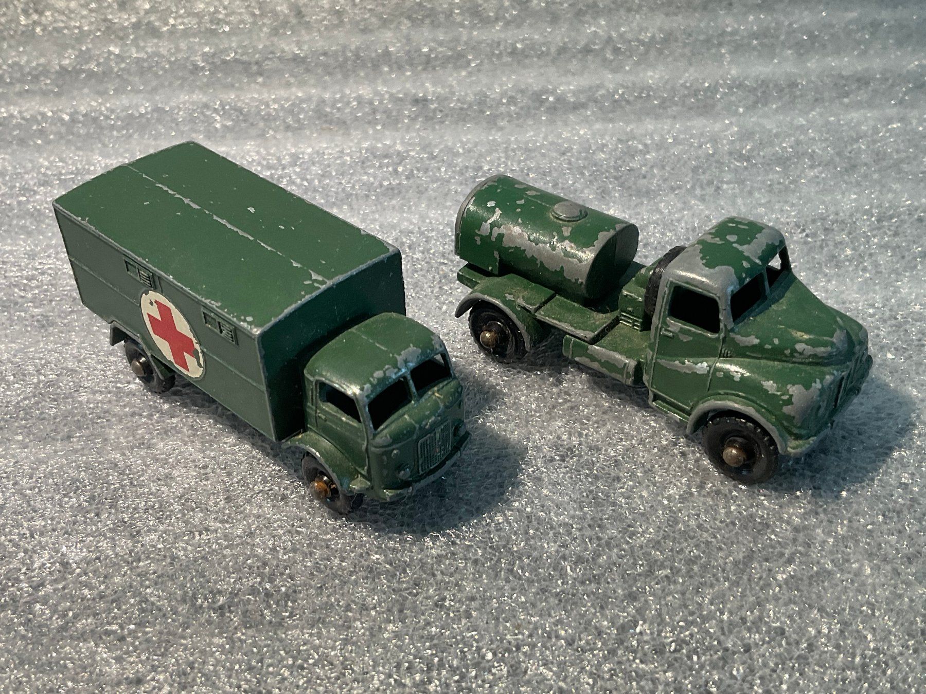 Lesney Modellini d'auto: Matchbox Lesney 2 Armeefahrzeuge – Usato da Hasle b. Burgdorf venduto da Zappizepp 3