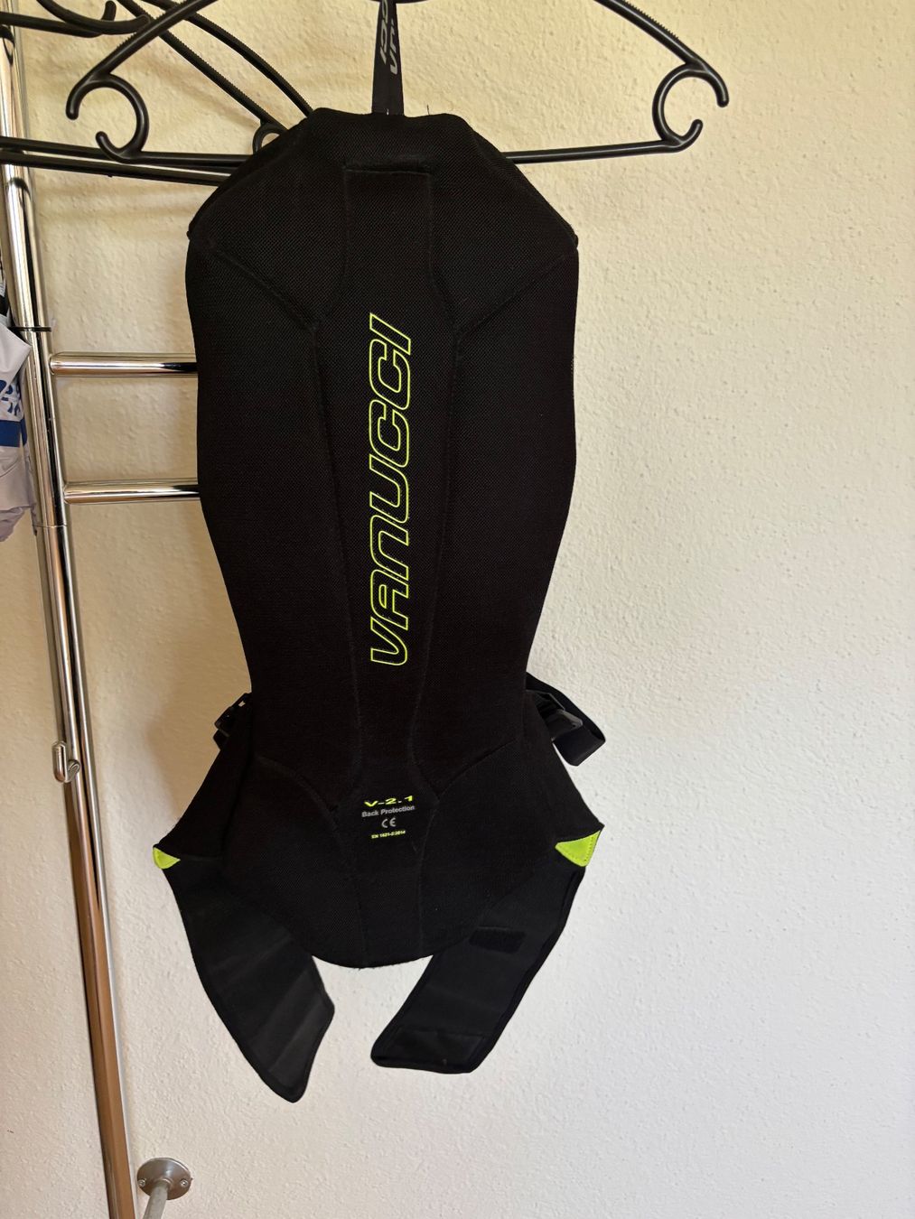 Vanucci Protezioni & Imbottiture: Vanucci Rückenprotektor V 2.1 – Usato da Zürich venduto da Peter_Schmitt 1