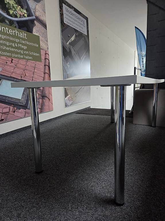Tavoli: Grosser Büro-/ Sitzungstisch – Usato da Rain venduto da Steff_95 1