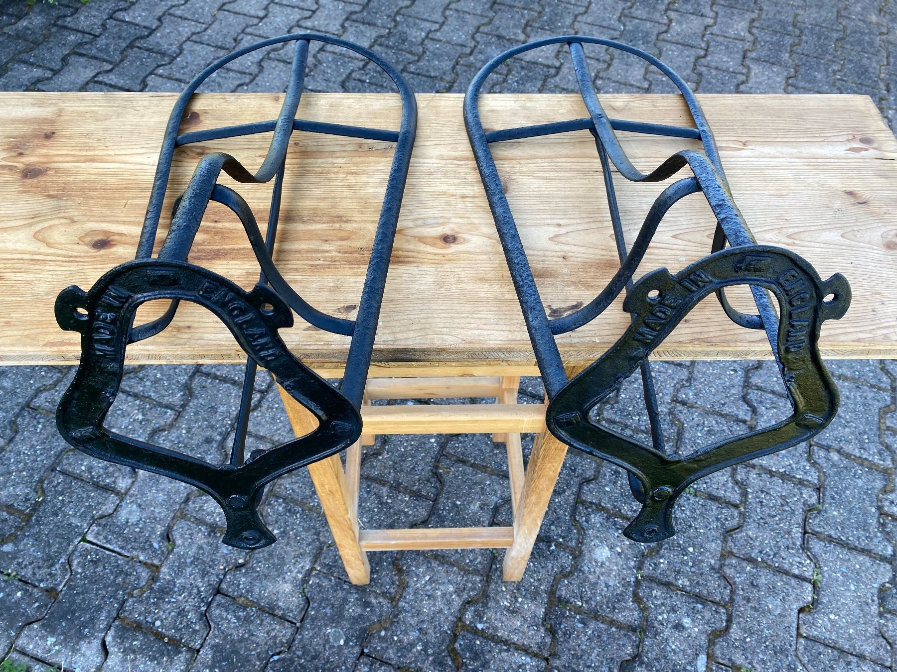 Selle & Accessori: 2 schöne alte Sattelhalter aus England – Usato da Feldbach venduto da Fea1 7
