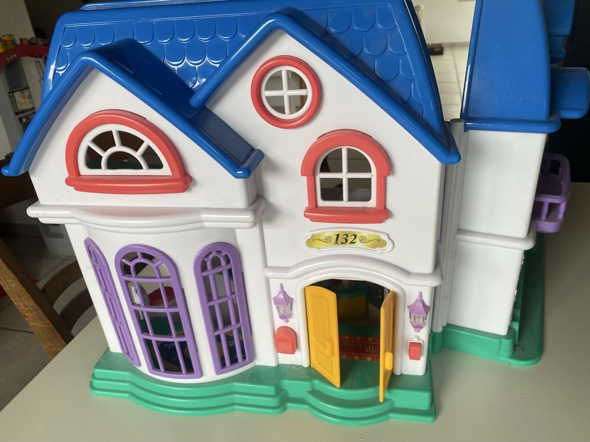 Puppenhäuser & -möbel: Puppenhaus – Gebraucht aus Rüti ZH von Joy_T 2