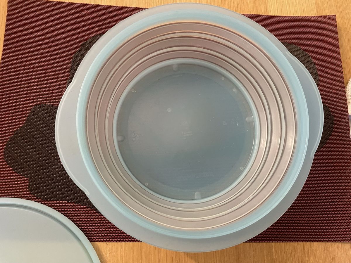Tupperware Contenitori & Simili: Tupperware Schüssel hellblau mit Deckel – Usato da Aarau Rohr venduto da keedom 1