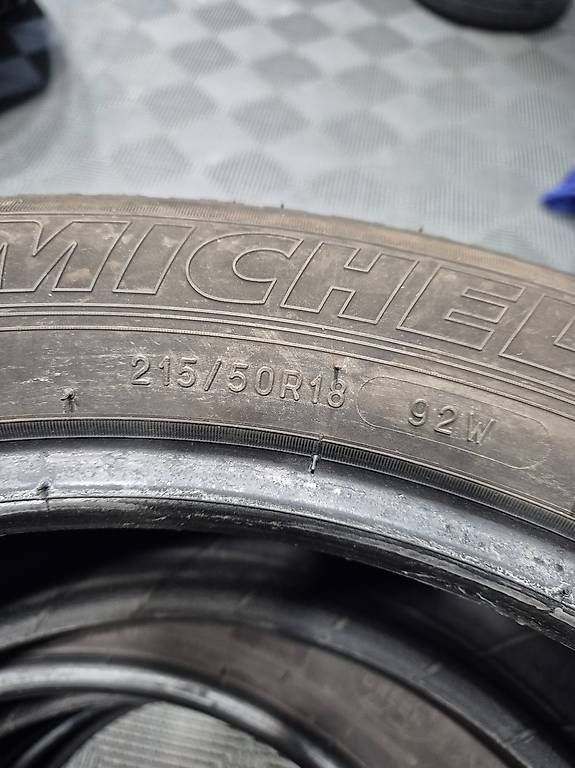 Pneus & Kompletträder: Pneus été 215 50 R18 Michelin – Gebraucht aus Bussigny von NoLimiit 2