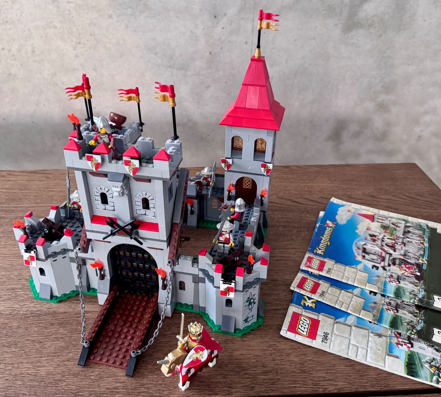 Lego Kit di costruzioni: LEGO Castle 7946 King's Castle ab CHF 1.- – Usato da Riehen venduto da will_stubbings 9