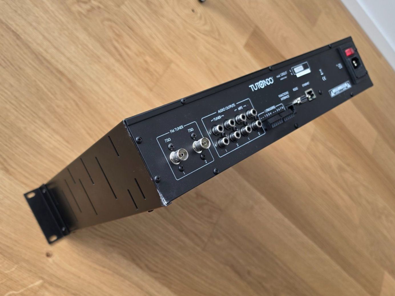 Lettore multimediale & Streamer: Tutondo S2R2UT multi-source player – Usato da Zug venduto da rj45 3