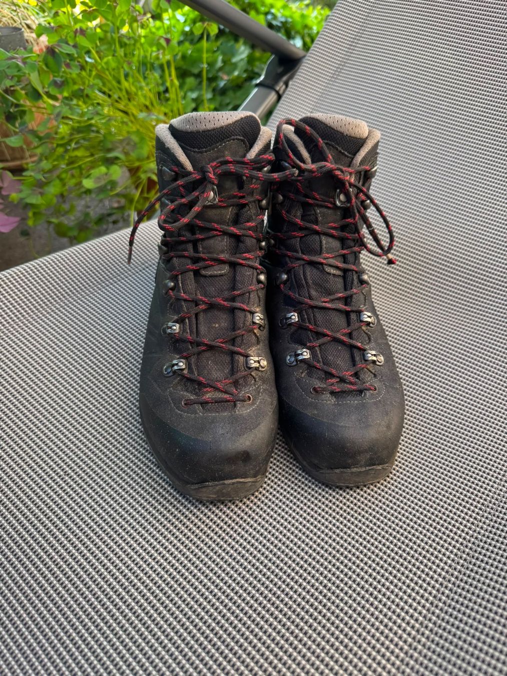 Lowa Scarpe da uomo: Lowa Wanderschuhe – Usato da Baar venduto da omit4088 1