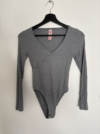 Hunkemöller Body Langarm Grau V-Ausschnitt Gr. M