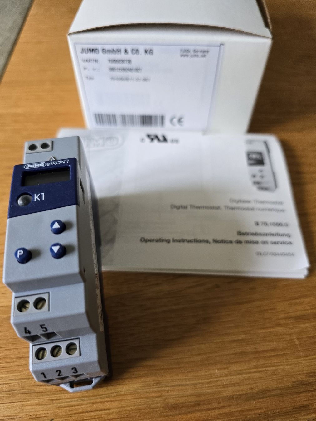 Messen: JUMO eTRON T Digitaler Temperaturregler – Neu und originalverpackt aus Uster von DuVaekkedeMig 2