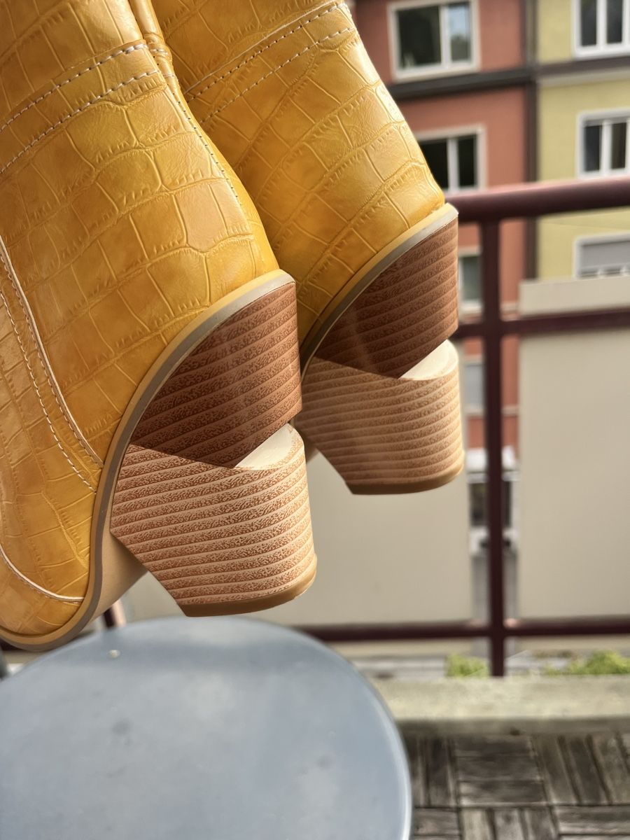 Damenschuhe: Gelbe Cowboystiefel – Neu (gemäss Beschreibung) aus Zürich von rob_l9n6 4