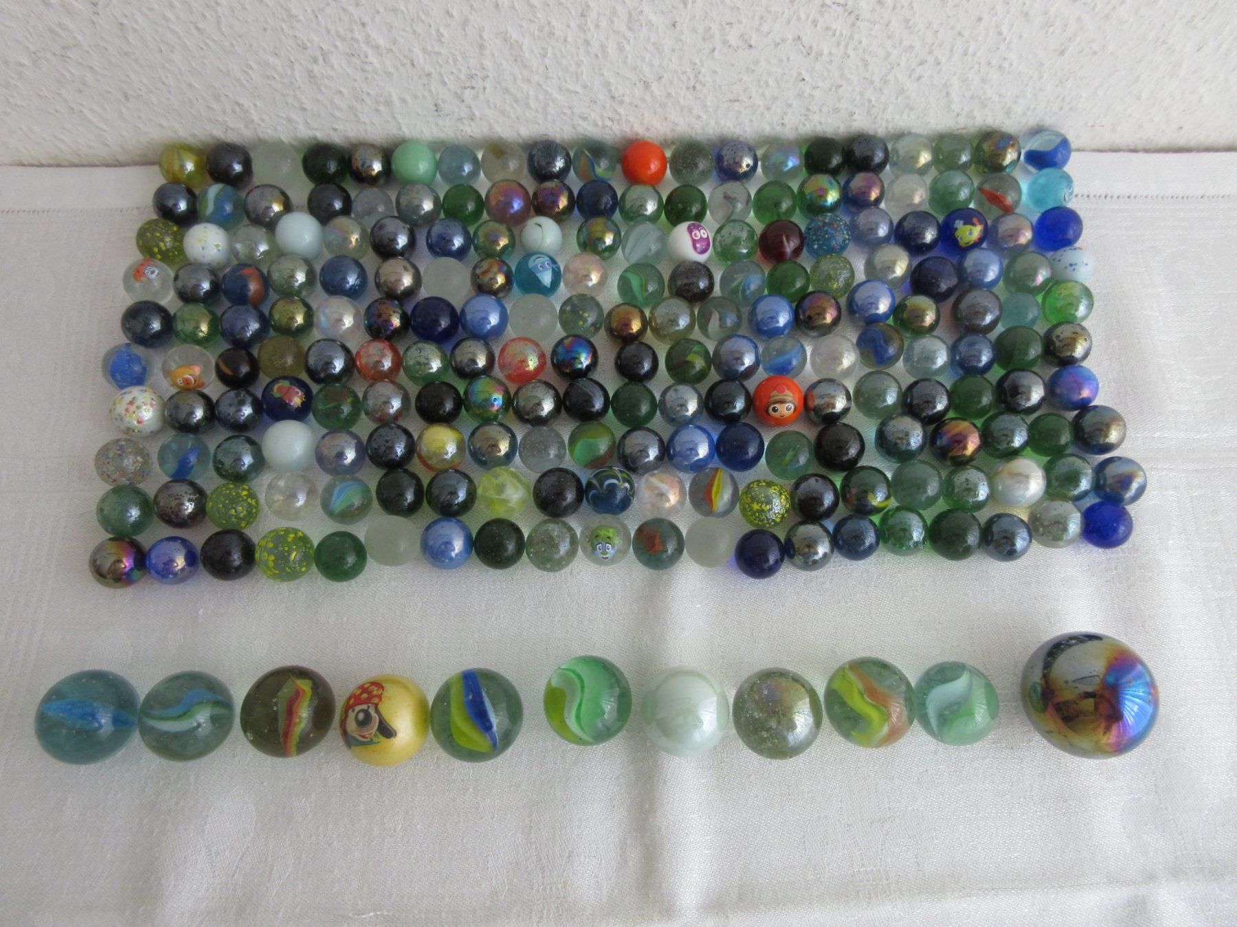 Murmeln: 211 bunte Glasmurmeln – Gebraucht aus Binningen von tempipassati