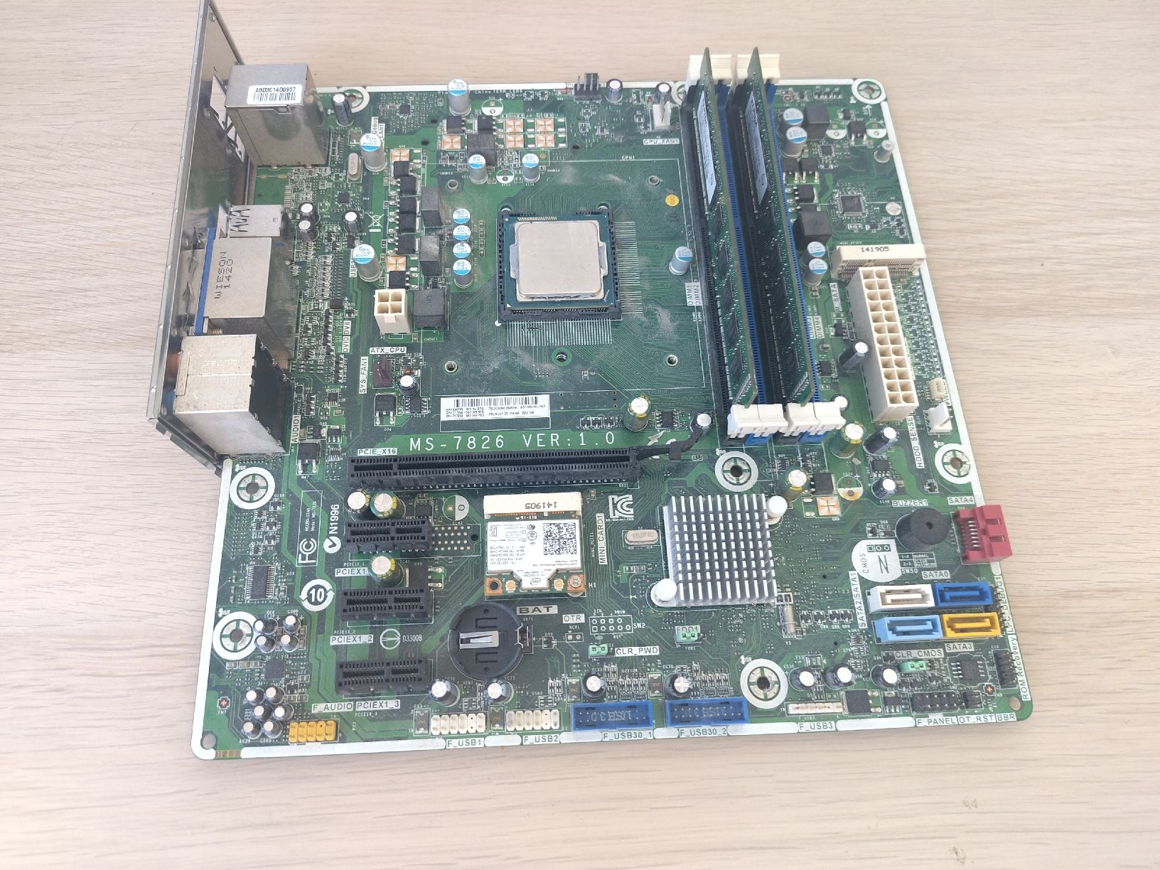 Intel Mainboards: MS 7826 + I7 4750 + 4gb RAM – Defekt aus Rüeggisberg von NoahEliaHiltbrunner