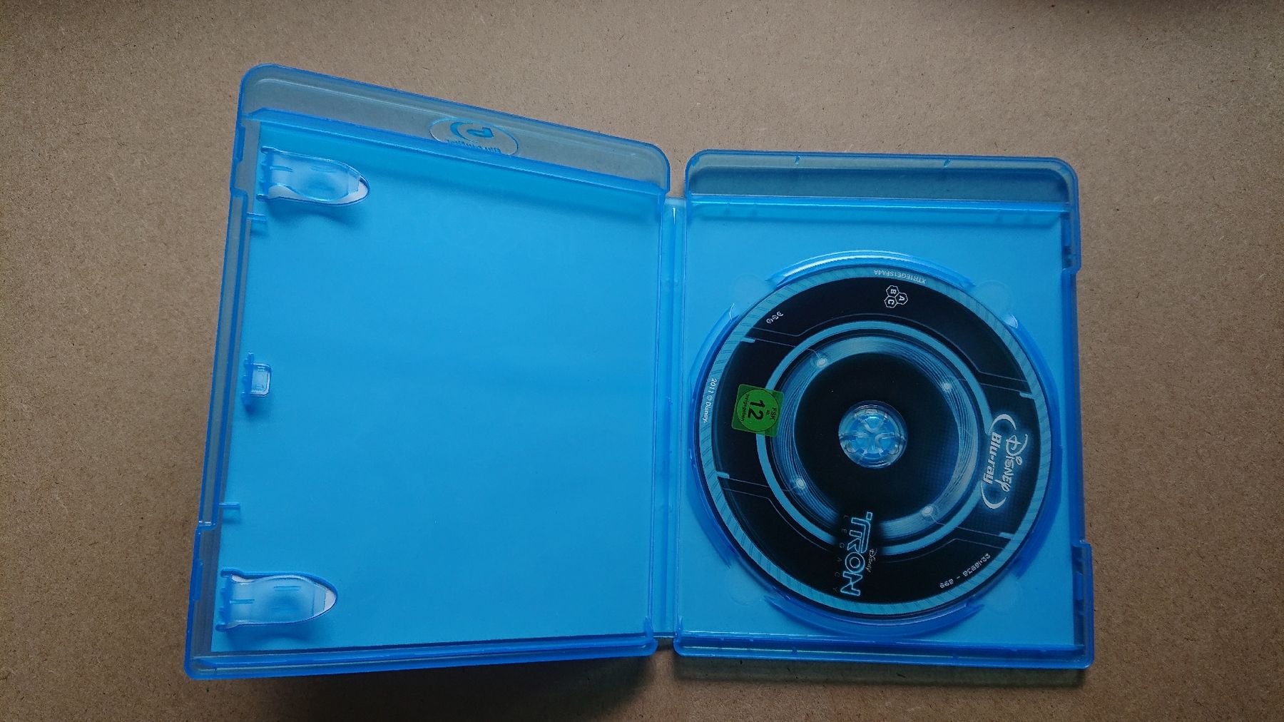 Tutti i DVDs: Tron Legacy Blu-ray -  – Usato da Chur venduto da FreakofRarity 2