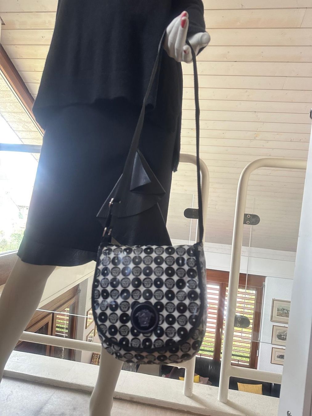 Versace Borse da donna: Tasche von YOUNG VERSACE – Usato da Neuhausen venduto da Lechasseur 8